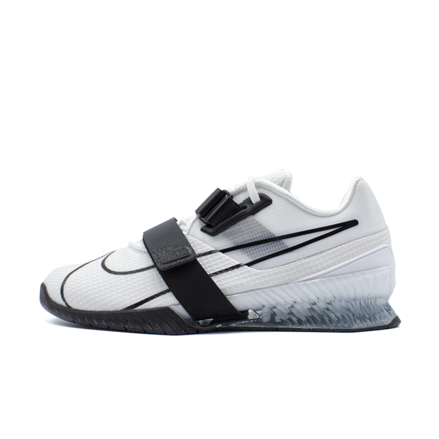 nike romaleos 3 black and white